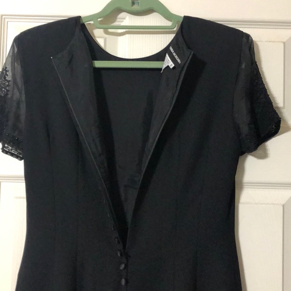 Little black dress - Picture 6 of 6